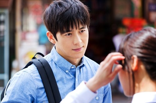 Go Soo te tua v&igrave; "Thời đại ho&agrave;ng kim" 3