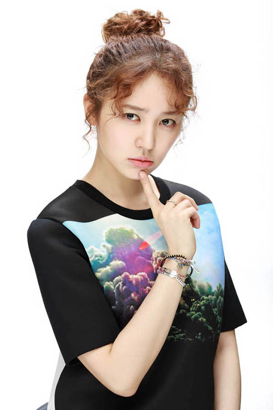 Yoon Eun Hye phân vân lựa chọn trai đẹp 5