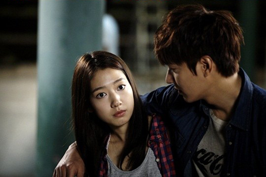 Park Shin Hye cảnh giác với Lee Min Ho 2