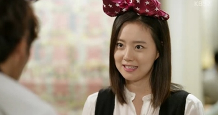 Moon Chae Won bị đàn em từ chối hôn 2