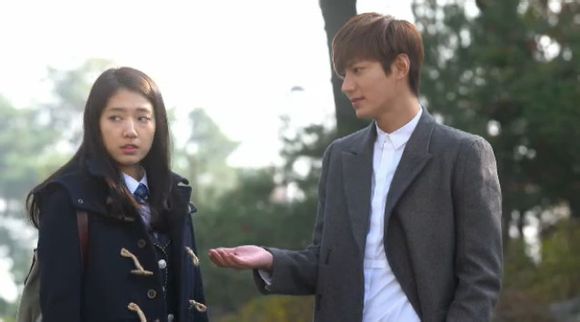 Kim Tan phát điên nhìn cảnh tình địch khống chế người yêu  2