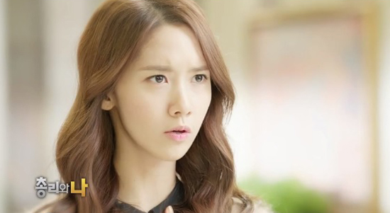 Da Jung (Yoona) mạnh dạn tháo cà vạt ông chồng thủ tướng 3