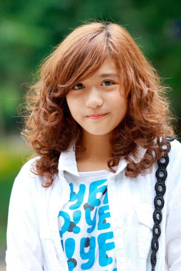 Soi ảnh ngày bé cực cute của các hot girl 51