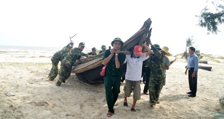 Tâm bão Haiyan di chuyển dọc lên miền Bắc 3