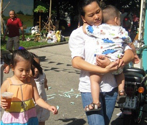 Kẻ khóc, người cười vì kì nghỉ Tết kéo dài 9 ngày 2 Kẻ khóc, người cười vì kì nghỉ Tết kéo dài 9 ngày 2