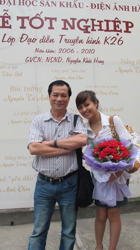 Khoảnh khắc sao Việt rạng rỡ trong lễ tốt nghiệp 12