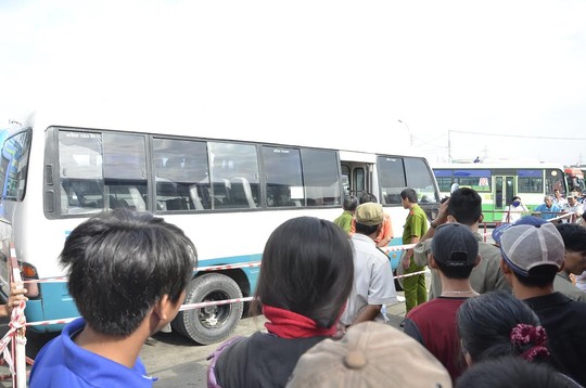 Tá hỏa phát hiện tài xế đột tử ở Bến xe miền Tây 1