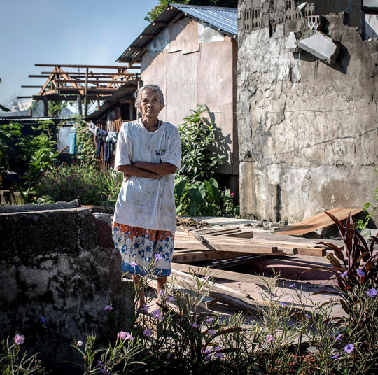 1 năm sau bão Haiyan, người dân Philippines vẫn sống trong khổ sở 8