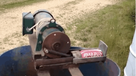 23 bức ảnh động về sự tan vỡ khiến bạn cảm thấy th&iacute;ch th&uacute; đến lạ kỳ  12