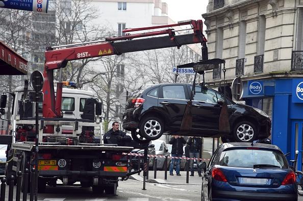 Tạp chí tại Paris bị tấn công, ít nhất 12 người thiệt mạng 9