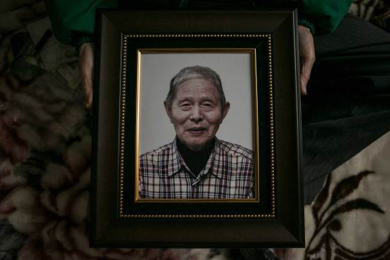 Hàn Quốc: Người già neo đơn lo lắng về cái chết không người chôn 3