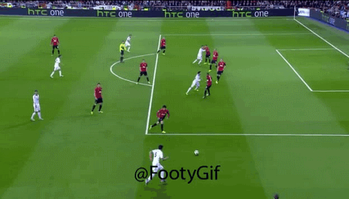 Nh&igrave;n lại những pha cứu thua ngoạn mục của De Gea 4