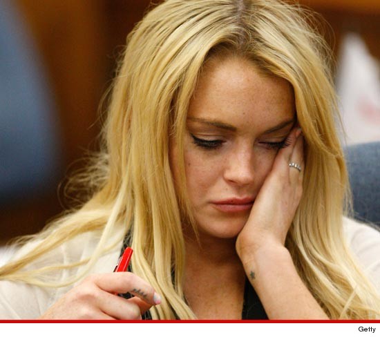 Lindsay Lohan vuột mất cơ hội được "miễn" ngồi tù 1