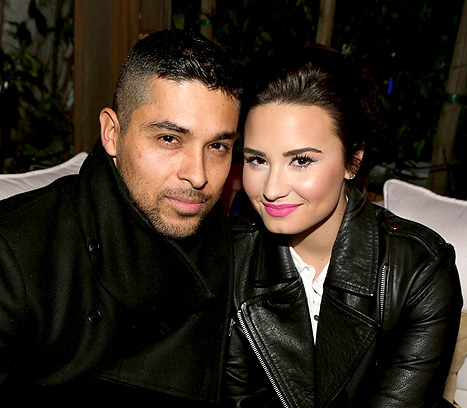 Demi Lovato bị nghi quay lại với tình cũ 33 tuổi 2