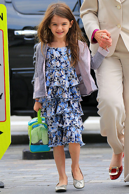 Quá trình trưởng thành của Suri Cruise 12