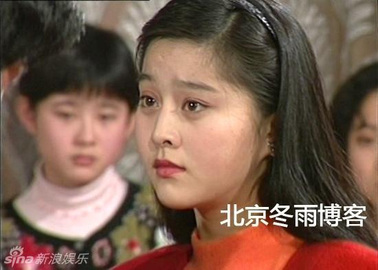 Ngọc Trinh lộ đôi chân mảnh mai, Hồ Ngọc Hà lấp lửng chuyện chia tay 9