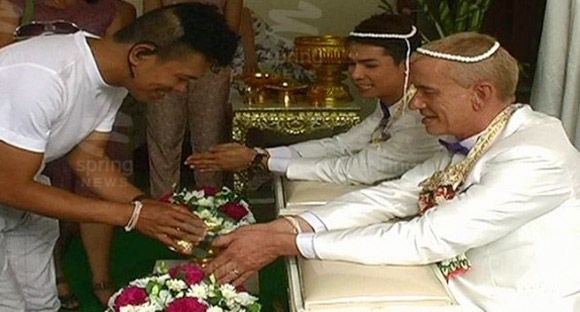 Đám cưới đồng tính của mỹ nam Thái Lan và người tình hơn mình 27 tuổi 2