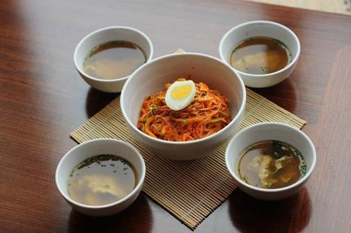 Litte Korea - Vị kim chi cay nồng giữa lòng Hà Nội 3 Litte Korea - Vị kim chi cay nồng giữa lòng Hà Nội 3