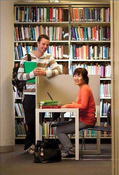 ĐH Flinders  (Adelaide, &Uacute;c) &ndash; Du học trường &ldquo;điểm&rdquo; với chi ph&iacute; &ldquo;mềm&rdquo; 2