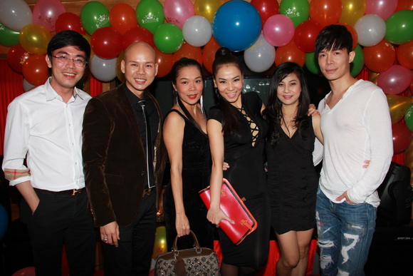 Phan Đinh Tùng - Cát Phượng mở tiệc mừng chiến thắng "Cặp đôi hoàn hảo 2013" 7