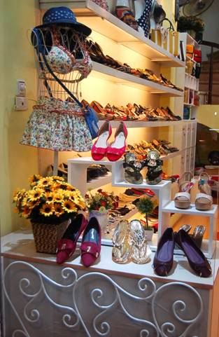Bupfashion - &ldquo;Thi&ecirc;n đường&rdquo; phụ kiện đi biển 2013 1