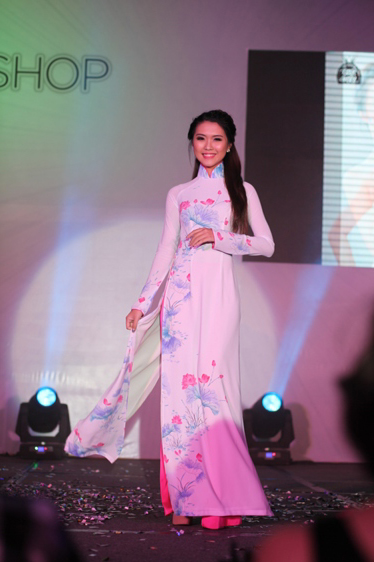 Nguyễn Hồng &Acirc;n đăng quang THEFACESHOP T.O.P.Girl 2013 15