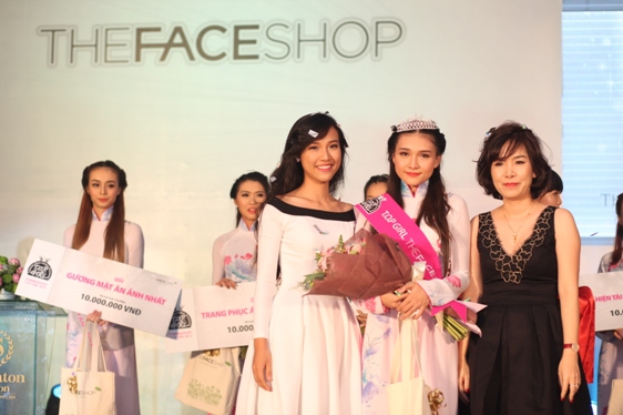 Nguyễn Hồng &Acirc;n đăng quang THEFACESHOP T.O.P.Girl 2013 27