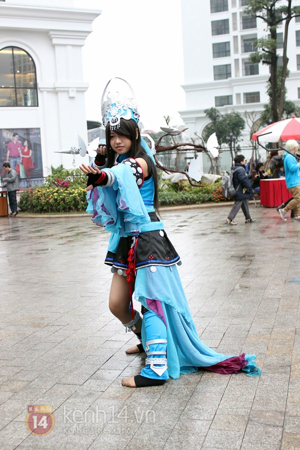 Giới trẻ Hà Nội chịu lạnh cosplay tham gia lễ hội mùa đông  6