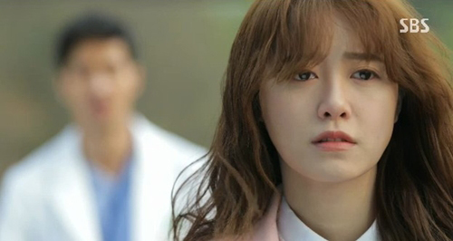 Soo Wan (Goo Hye Sun) đắng lòng chia tay bạn trai hiện tại 3