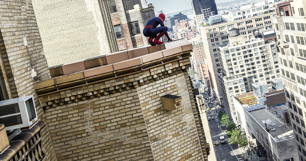Spider-Man bị tố là kẻ phá hoại New York 1