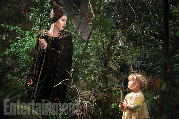 Con gái Angelina Jolie được mời đóng phim vì không sợ mẹ 1