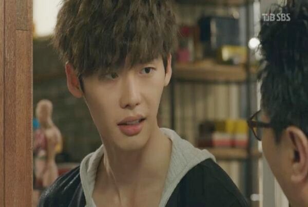 Lee Jong Suk bị Kang So Ra cho ăn 2 phát tát 3