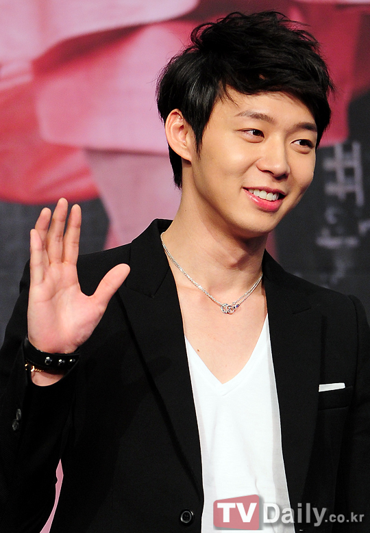 Yoochun bị một phụ nữ tống tiền vì ảnh riêng tư 2