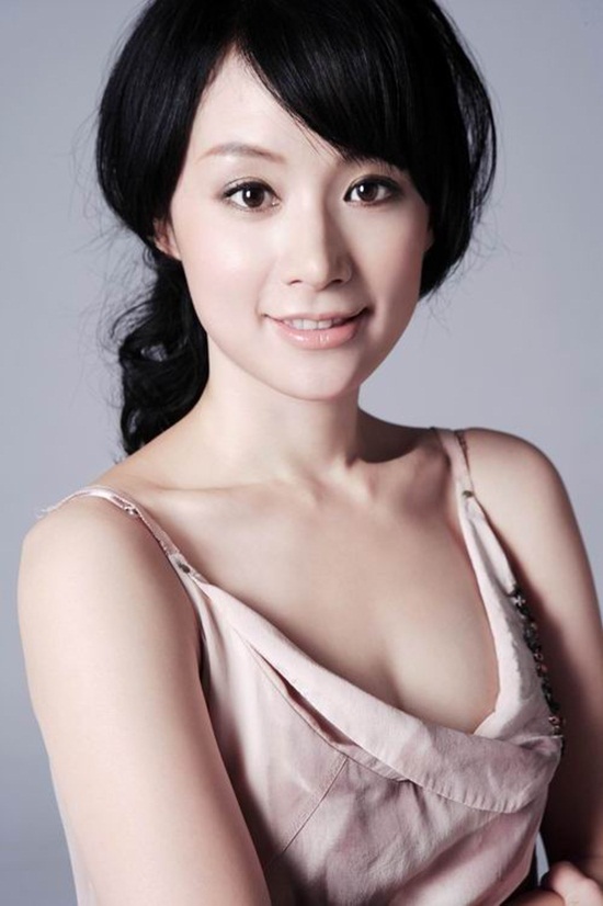 Ngọc nữ Trung Quốc tung ảnh phẫu thuật gọt mặt nhọn hoắt 4