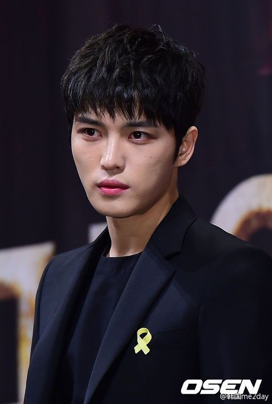 Kim Jaejoong mắt sưng húp và mệt mỏi trong sự kiện 3