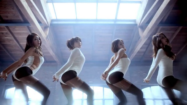MV Kpop 19+ hút hơn 2 triệu lượt xem trong một tuần 5