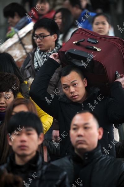 Người dân Trung Quốc lại ùn ùn di cư sau kỳ nghỉ Tết 52