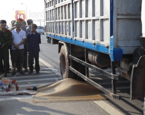 Đi cấy thuê, một phụ nữ bị xe tải cán chết 2