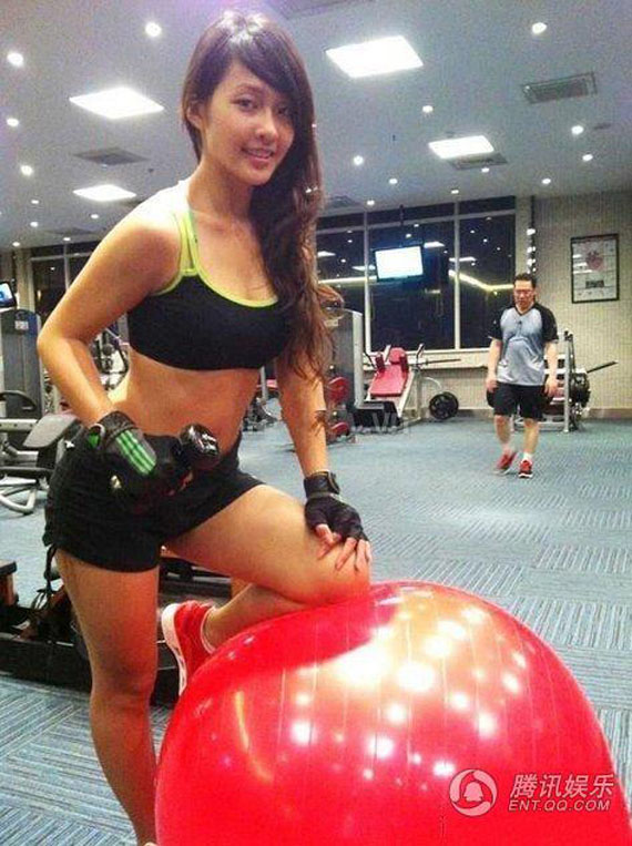 Hình ảnh cực xinh của boxing girl Khả Ngân lại ngập tràn báo mạng Trung Quốc 13