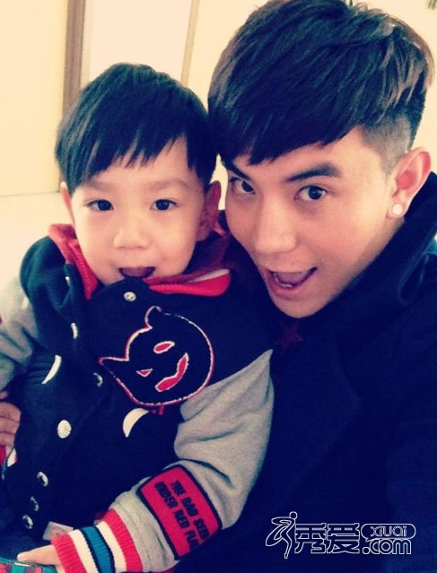 Cặp cha con đẹp trai nhất Trung Quốc gây sốt 6