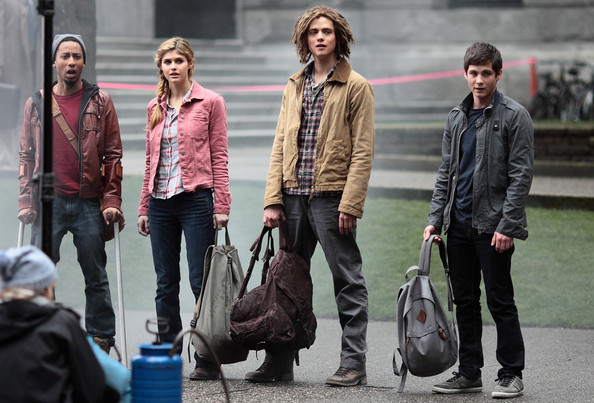 Percy Jackson giới thiệu "Qu&aacute;i vật biển" nh&aacute;t gừng 5
