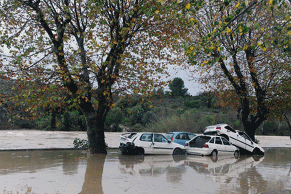 Pháp: Lũ lụt nghiêm trọng, 5 người chết, hơn 3.000 người phải sơ tán 2