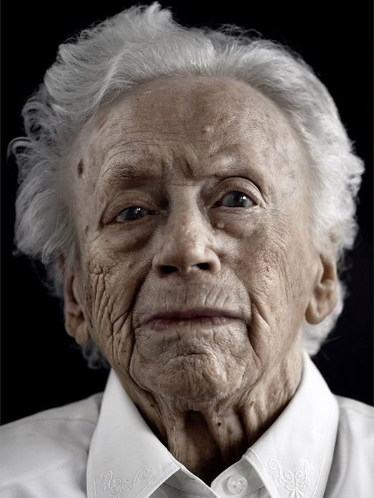 Ảnh chụp chân dung đáng kinh ngạc của những người 100 tuổi 7