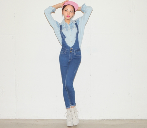 Phối đồ đậm chất retro cá tính cùng quần Dungarees 17