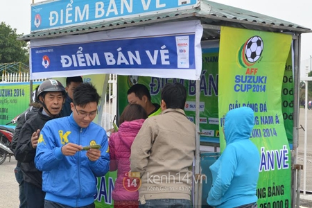 Vé AFF Suzuki Cup bán chậm, bị chê đắt 2