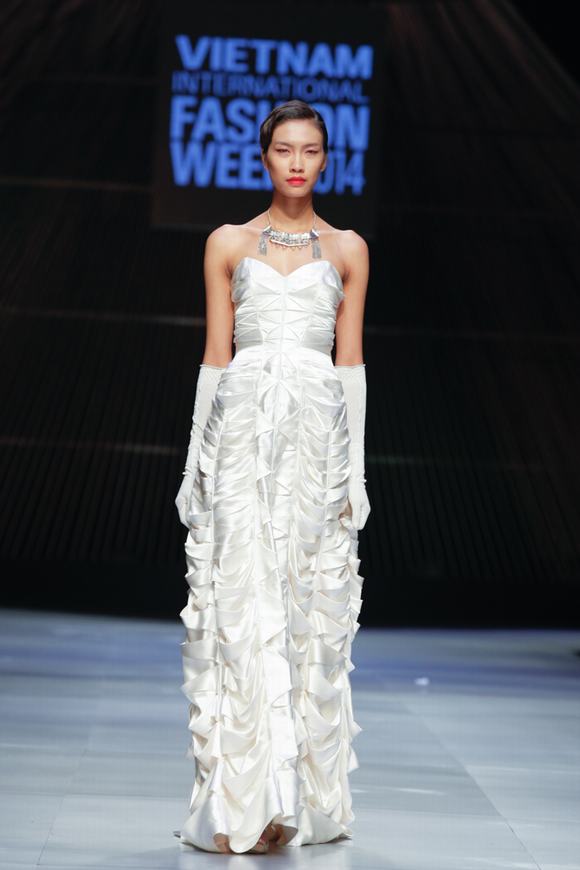 Chân dung Nguyễn Oanh - cô nàng "đanh đá" của "Next Top Model" 6