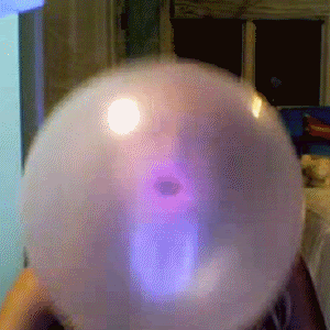 Bí kíp vui: Tuyệt chiêu giúp bạn thổi bong bóng cao su khổng lồ  12
