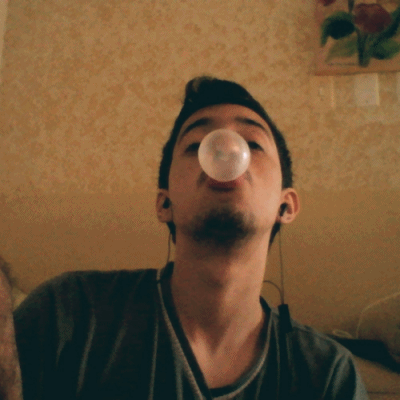 B&iacute; k&iacute;p vui: Tuyệt chi&ecirc;u gi&uacute;p bạn thổi bong b&oacute;ng cao su khổng lồ  4