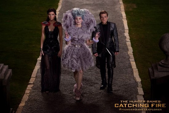 "Hunger Games 2" hé lộ nụ hôn vụng trộm của J-Law 10