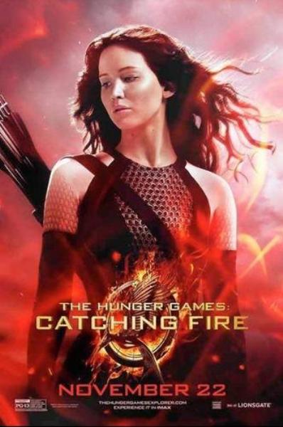 Mỹ nhân "Hunger Games" đỏ rực như bó đuốc 1